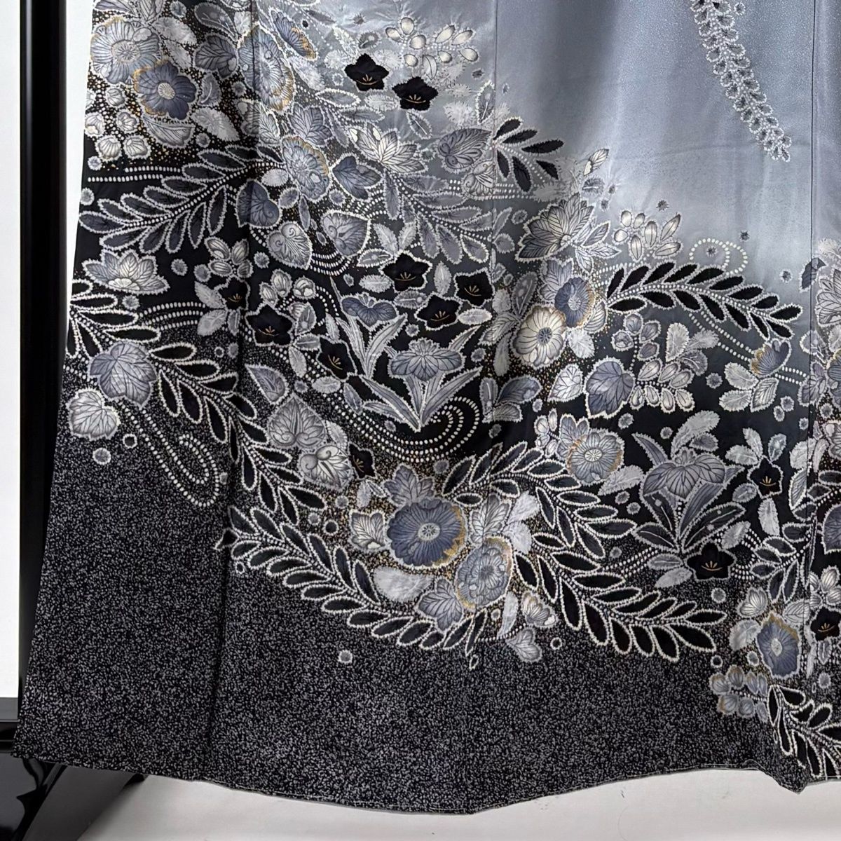 訪問着 身丈161.5 cm 裄丈65 M 袷 辻が花柄 草花 金彩 ぼかし 青灰色 正絹 秀品