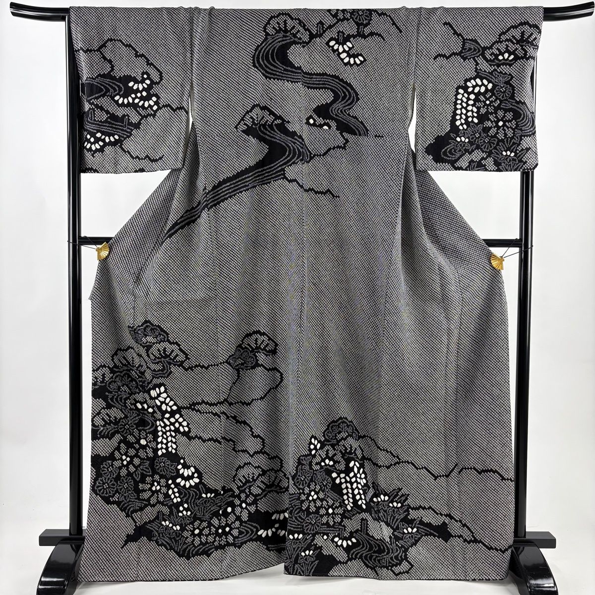 美品】 訪問着 身丈167.5cm 裄丈68cm L 袷 笠松 菊 絞り 黒 正絹 秀品