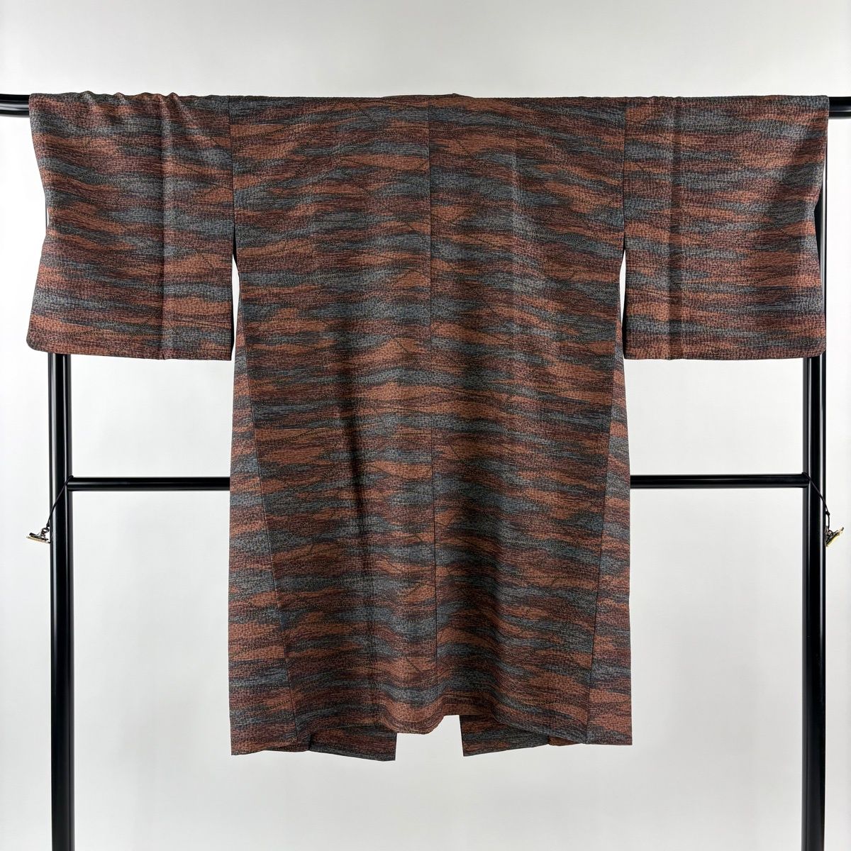 道中着 身丈110 cm 裄丈69 L 和装コート 洗える着物 幾何学 茶色 化繊 秀品