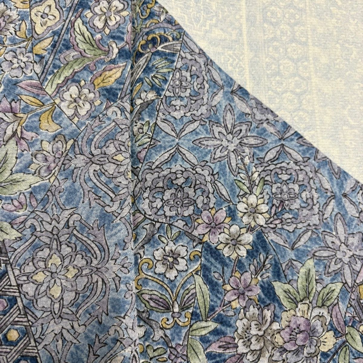  付下げ 身丈166.5 cm 裄丈68 L 袷 落款 更紗 青灰色 正絹 秀品 訪問着 付け下げ 着物