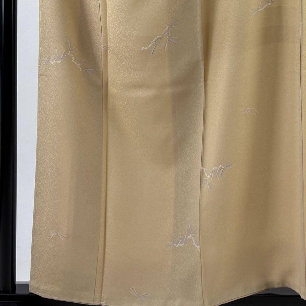 小紋 身丈158 cm 裄丈63 S 袷 松 地紋 金彩 ベージュ 正絹 秀品