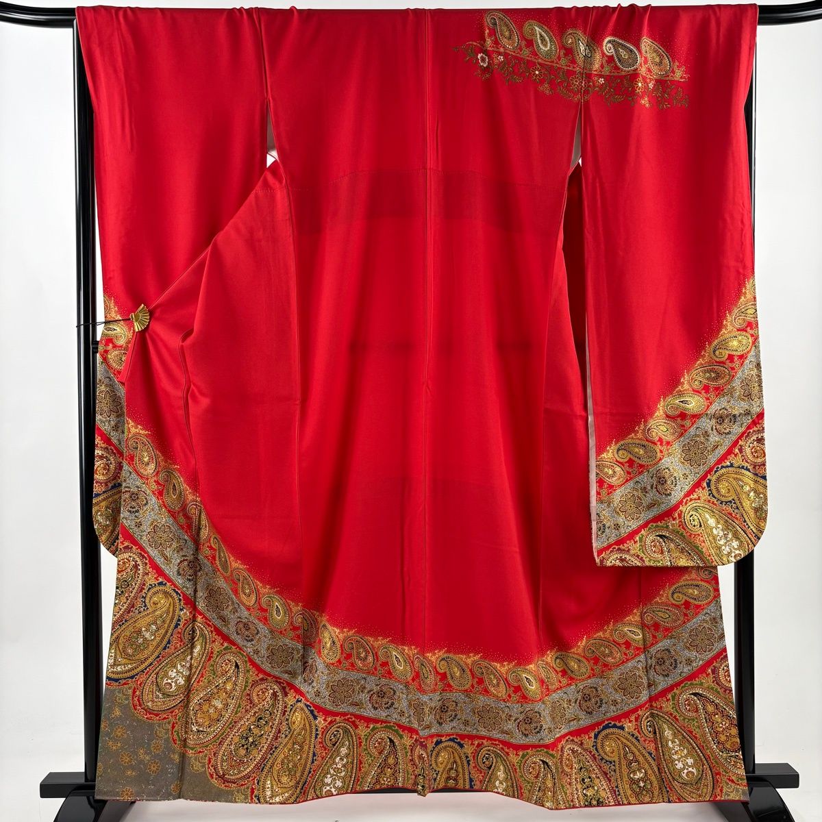 振袖 身丈161 cm 裄丈68.5 L 袷 花唐草 ペイズリー 金銀彩 赤 正絹 秀品