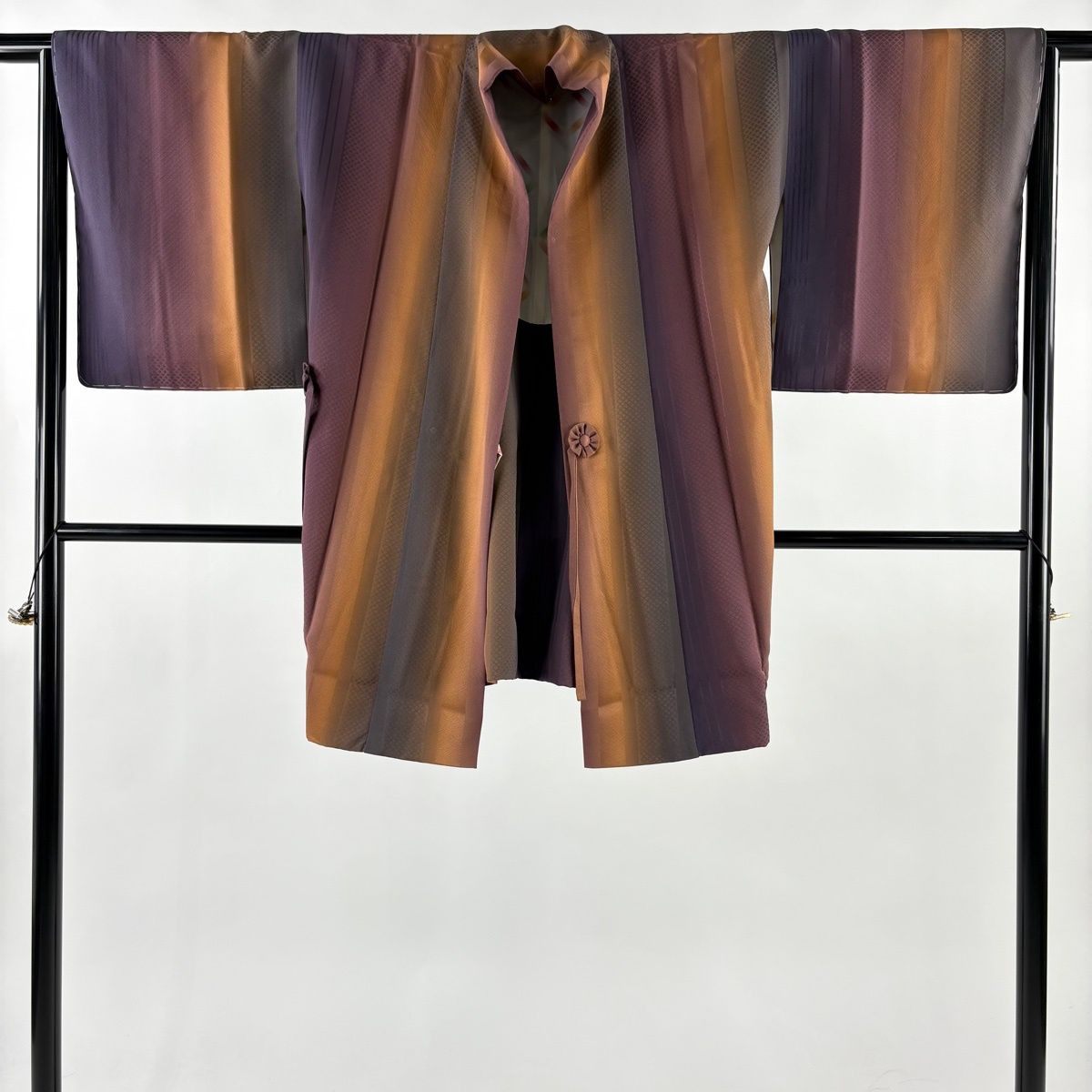  道中着 身丈90 5 cm 裄丈64 M 和装コート 地紋 縦ぼかし 紫 正絹 秀品 羽織 着物 浴衣