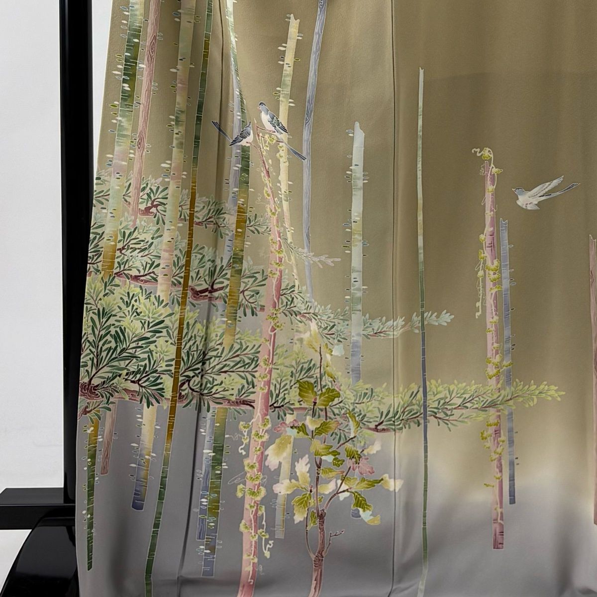 訪問着 身丈170 cm 裄丈67 M 袷 落款 樹木 鳥 ぼかし 薄茶色 正絹 秀品 一つ紋