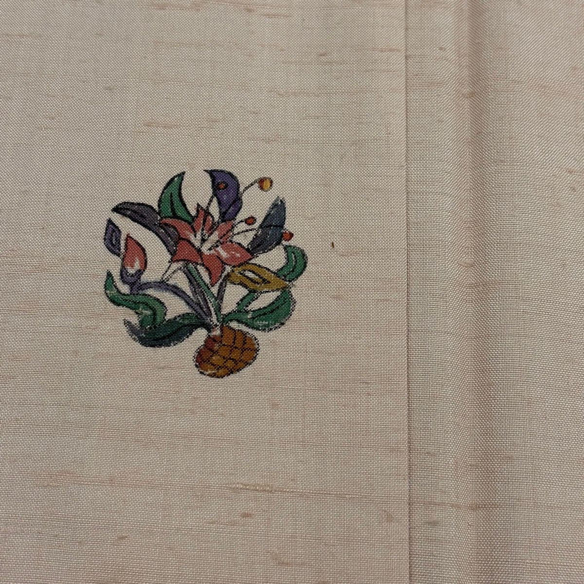  小紋 身丈169 cm 裄丈65.5 M 袷 紬地 花唐草 薄ピンク 正絹 秀品 小紋 着物