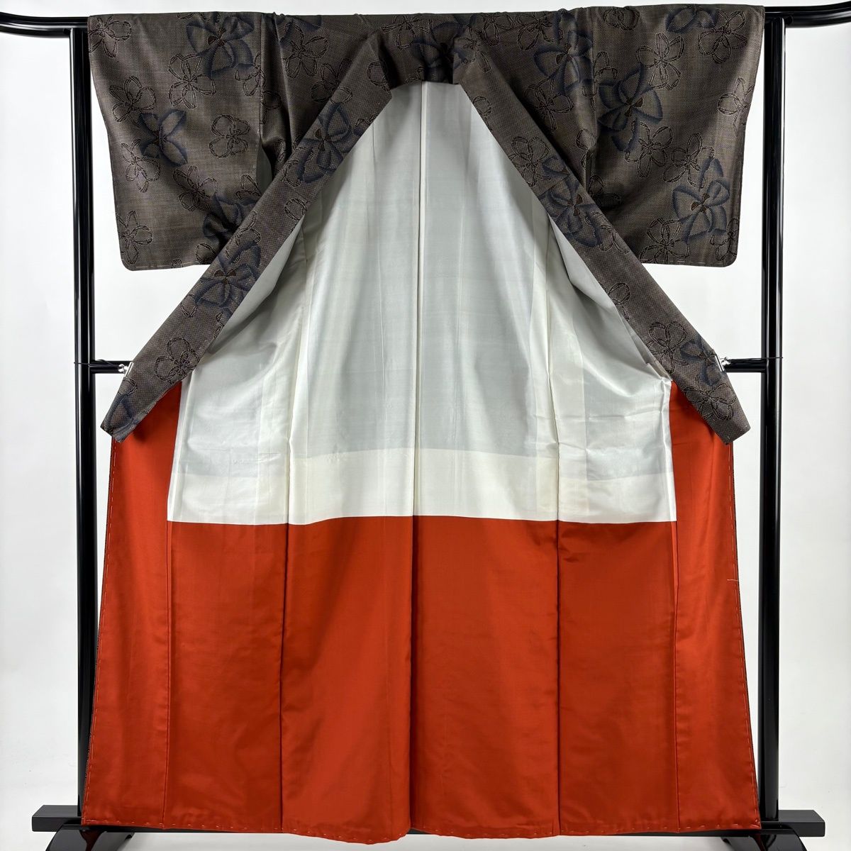  紬 身丈161 cm 裄丈64 M 袷 証紙 花 焦茶色 正絹 秀品 紬 着物