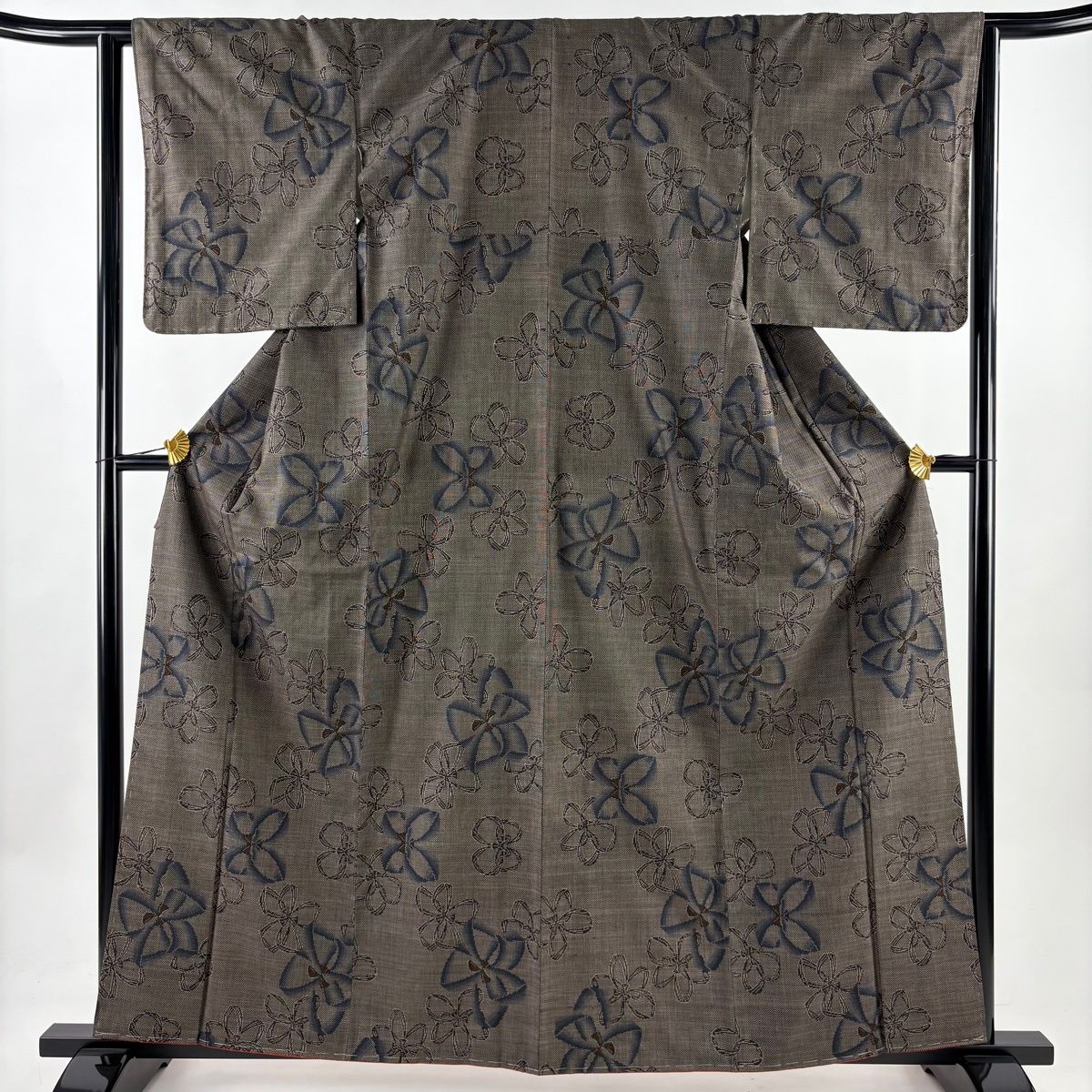 紬 身丈161 cm 裄丈64 M 袷 証紙 花 焦茶色 正絹 秀品