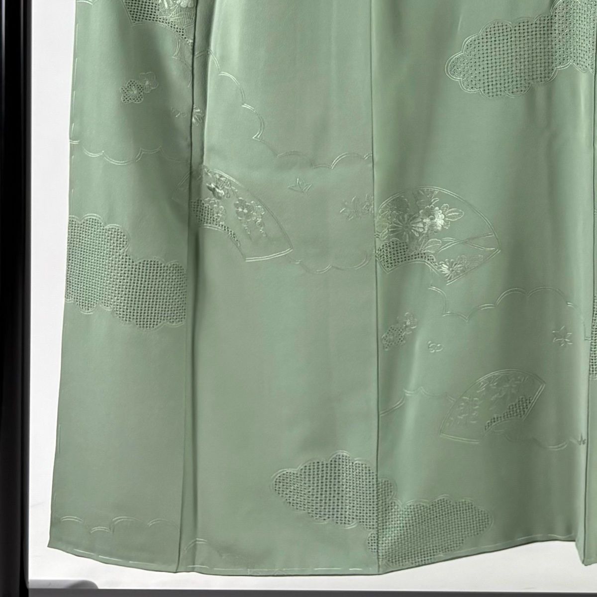 小紋 身丈152 cm 裄丈62.5 S 袷 扇面 雲文 刺繍 灰緑 正絹 秀品 一つ紋