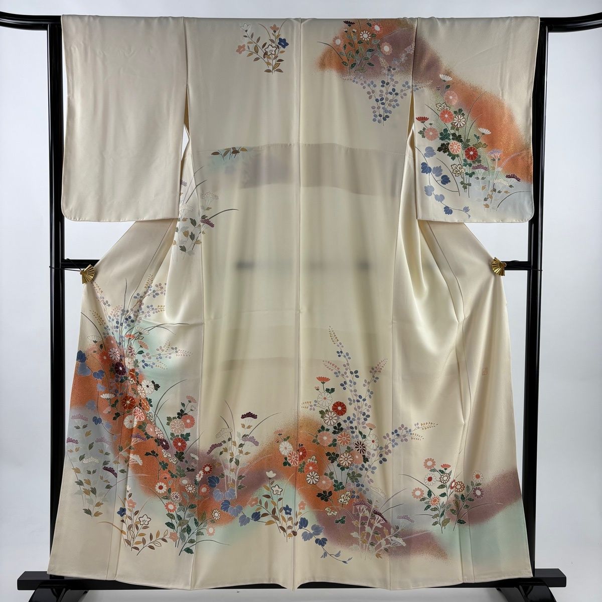 訪問着 身丈158 cm 裄丈64 M 袷 落款 秋草 霞 金糸 金彩 クリーム 正絹 秀品