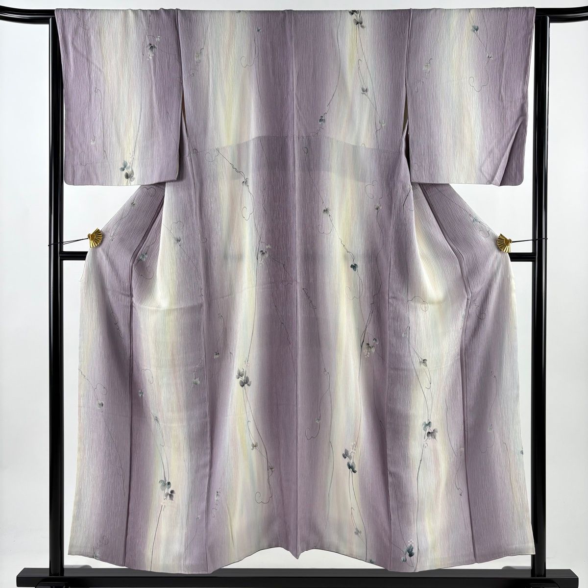 小紋 身丈153.5 cm 裄丈64 M 袷 やまと 蔦 地紋 縦ぼかし 薄紫 正絹 秀品