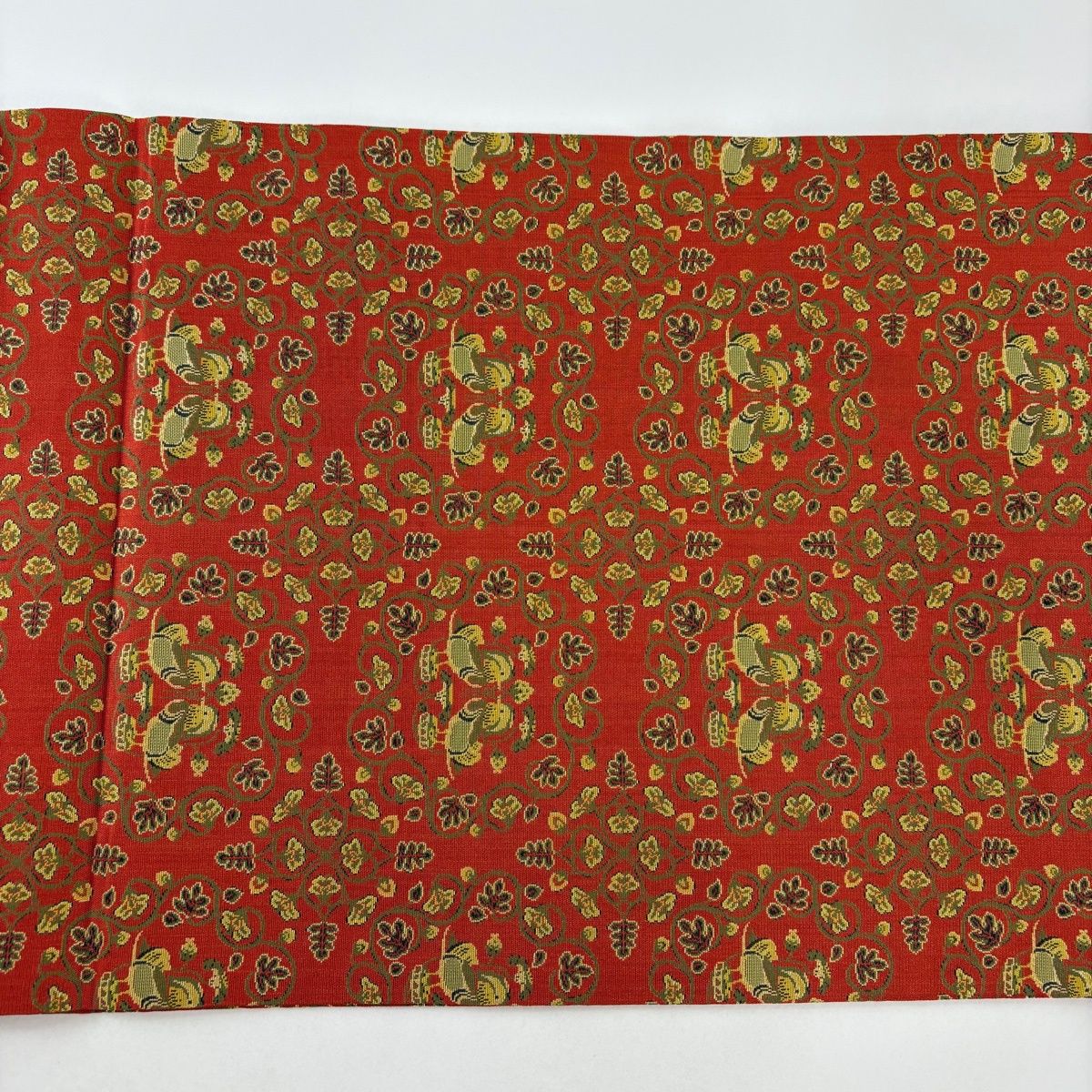 開き名古屋帯　美品　名品 龍村美術織物　葡萄唐草文錦　赤紫　正絹 名古屋帯 龍村美術織物 開き名古屋帯 袋帯格 全通 葡萄唐草文錦 鏡仕立