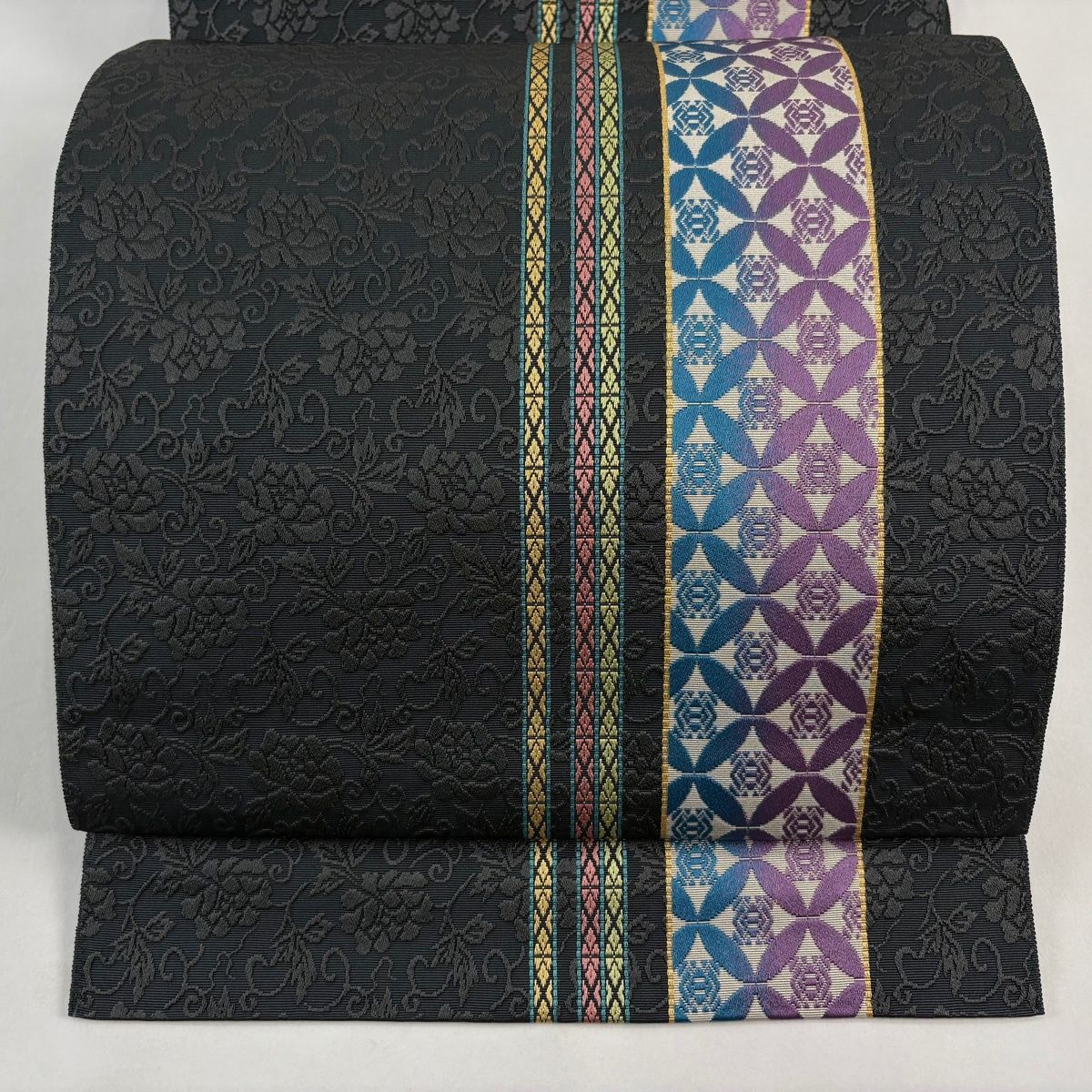 名古屋帯 七宝文 花唐草 刺繍 深緑 正絹