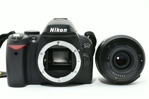 極美品｜Nikon D40 レンズセット｜ショット数1,512枚｜M015 極美品｜Nikon D40 ショット数1,086 枚 レンズキット ブラック