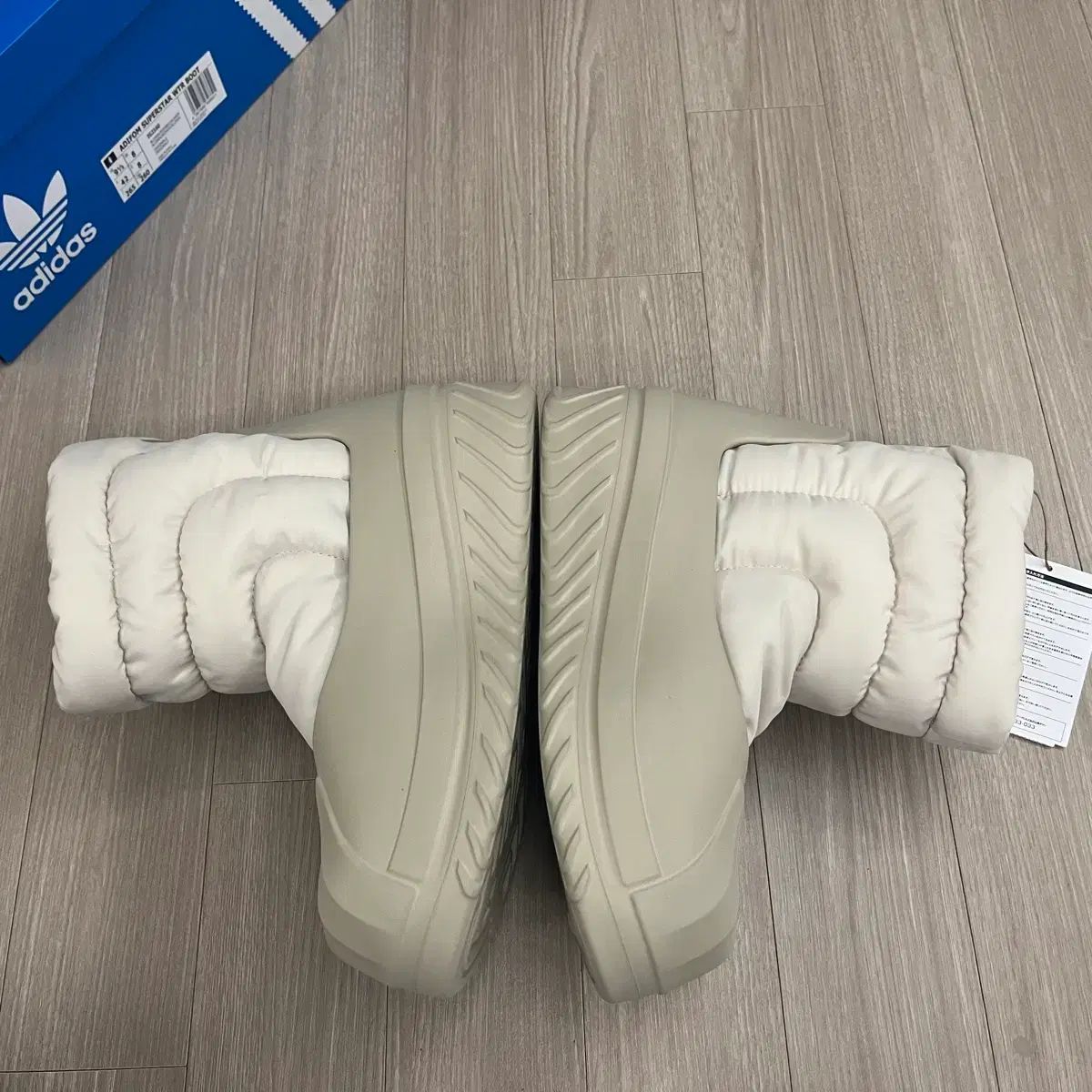 アディダス ブーツ