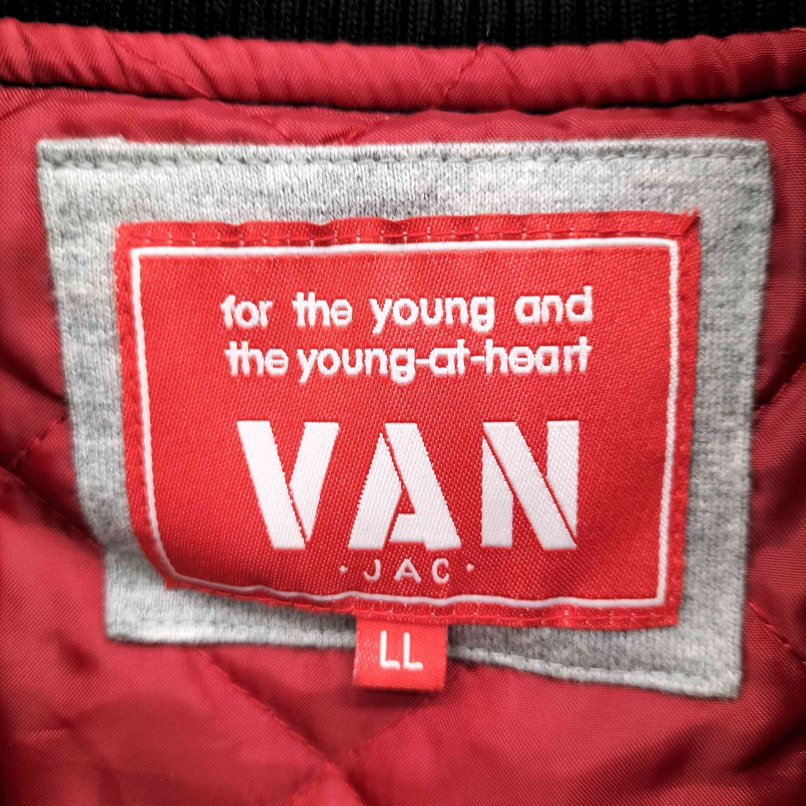 ヴァンヂャケット VAN JAC 背面アーチロゴ 裏地 キルティング ロゴ