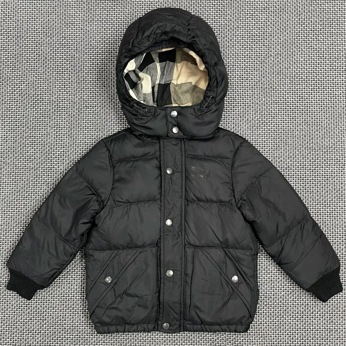 バーバリー キッズ 軽量 ダウン アウター (4Y / 104cm サイズ