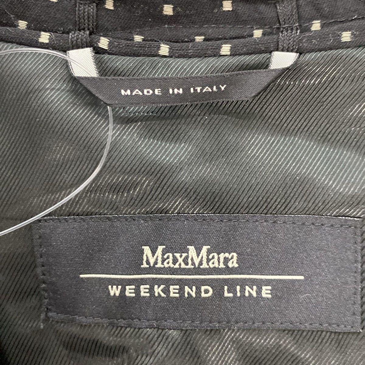 アイボリー ドット柄