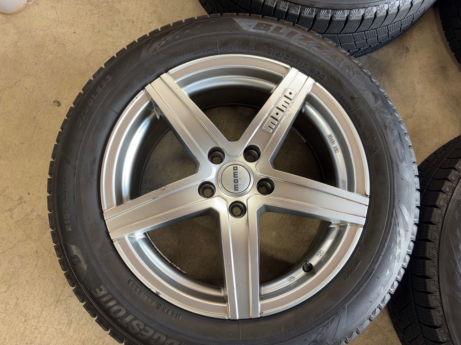 BMW X 1 F 48 2 39 BS VRX 3 17インチ 4本セット