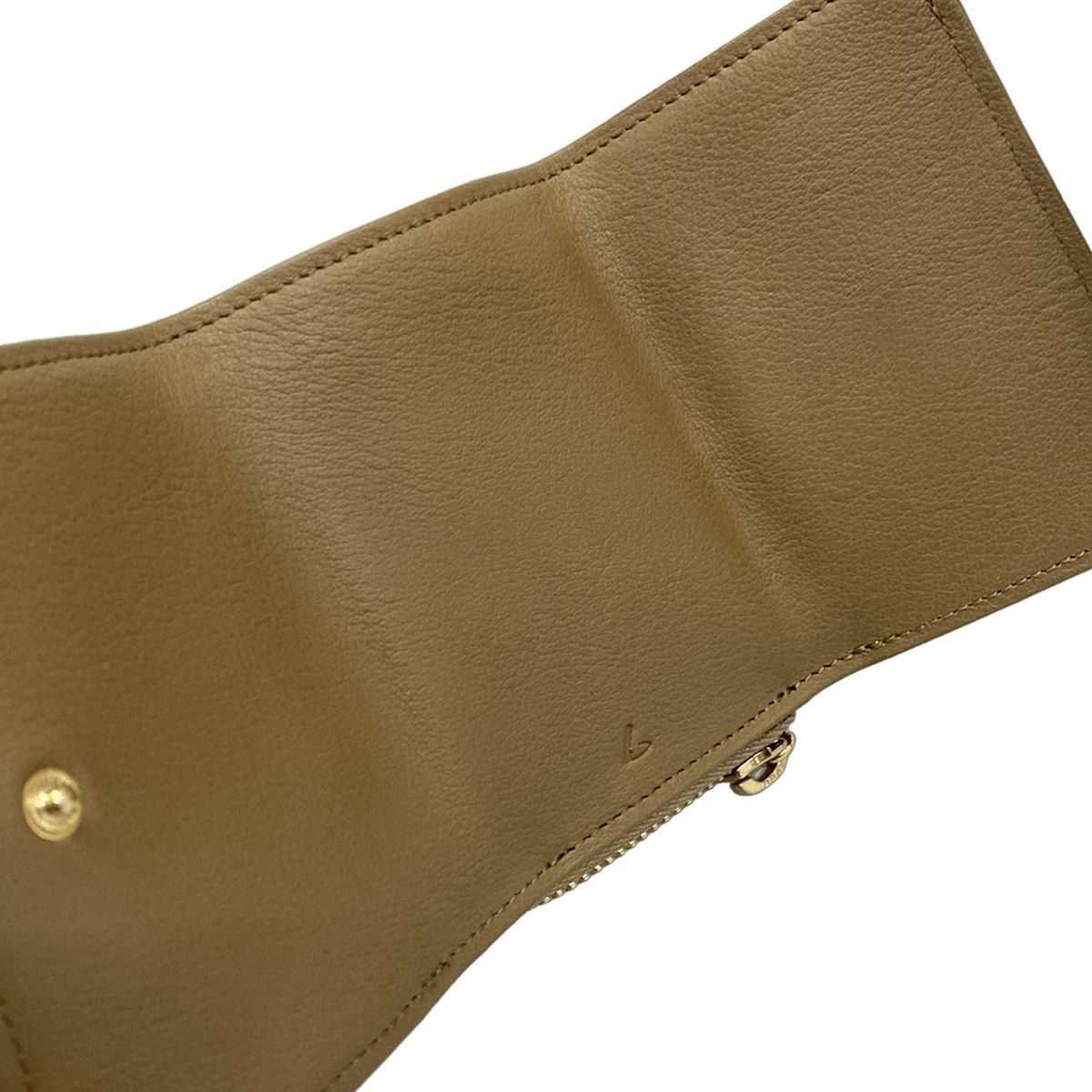 3つ折り財布 ベージュ