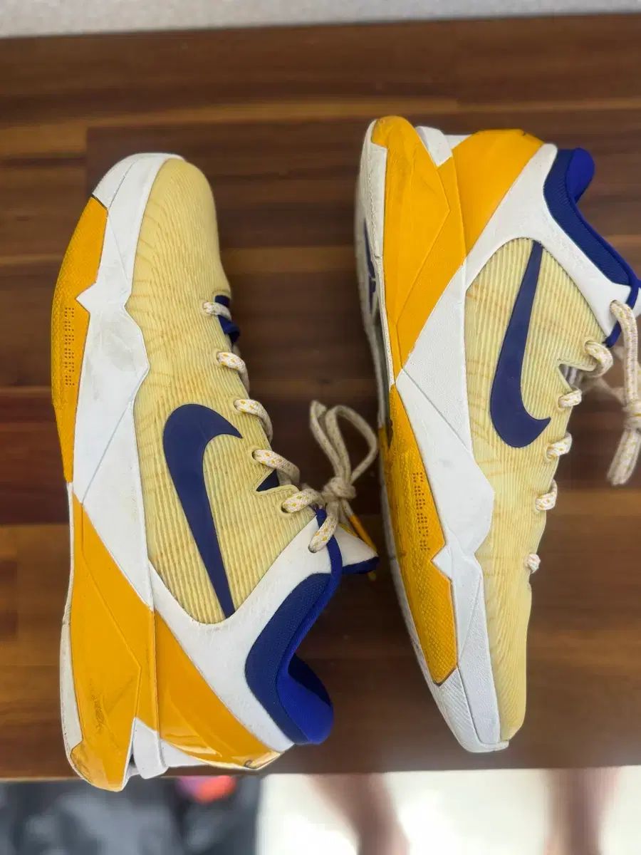 ズームコービー7 Lakers size 265