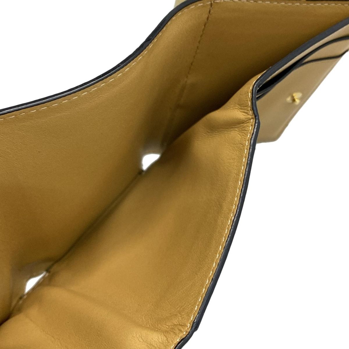 トライフォールドウォレット