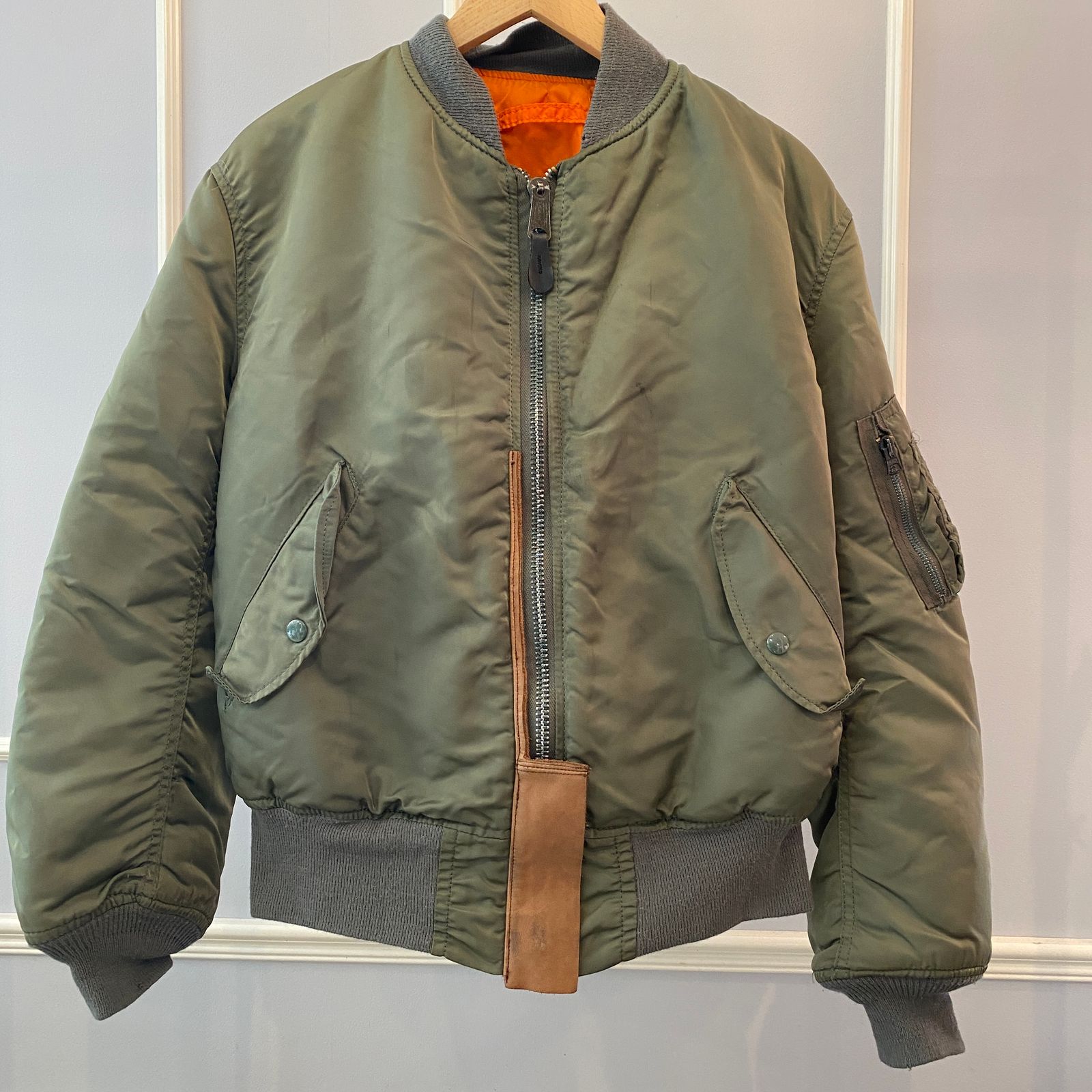 ALPNA INDUSTRIES アルファインダストリーズ 80s MA-1 USA製 ショップ