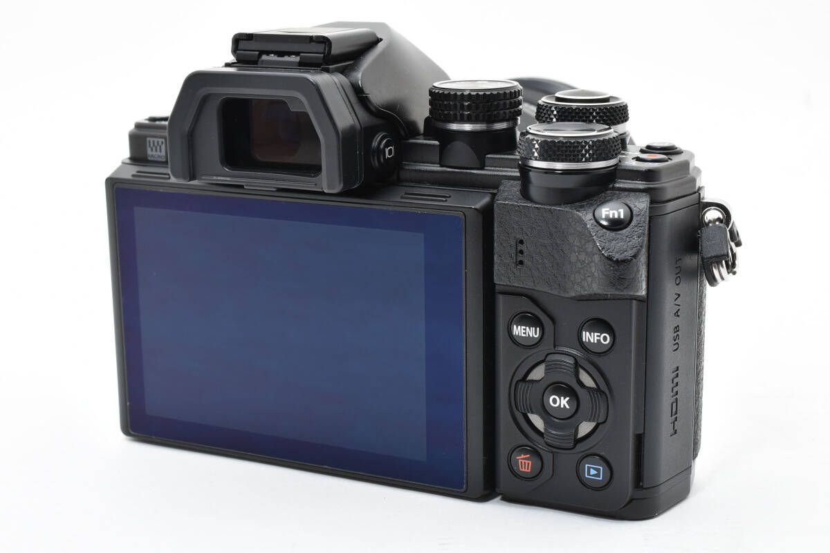 ショット数5856回 オリンパス