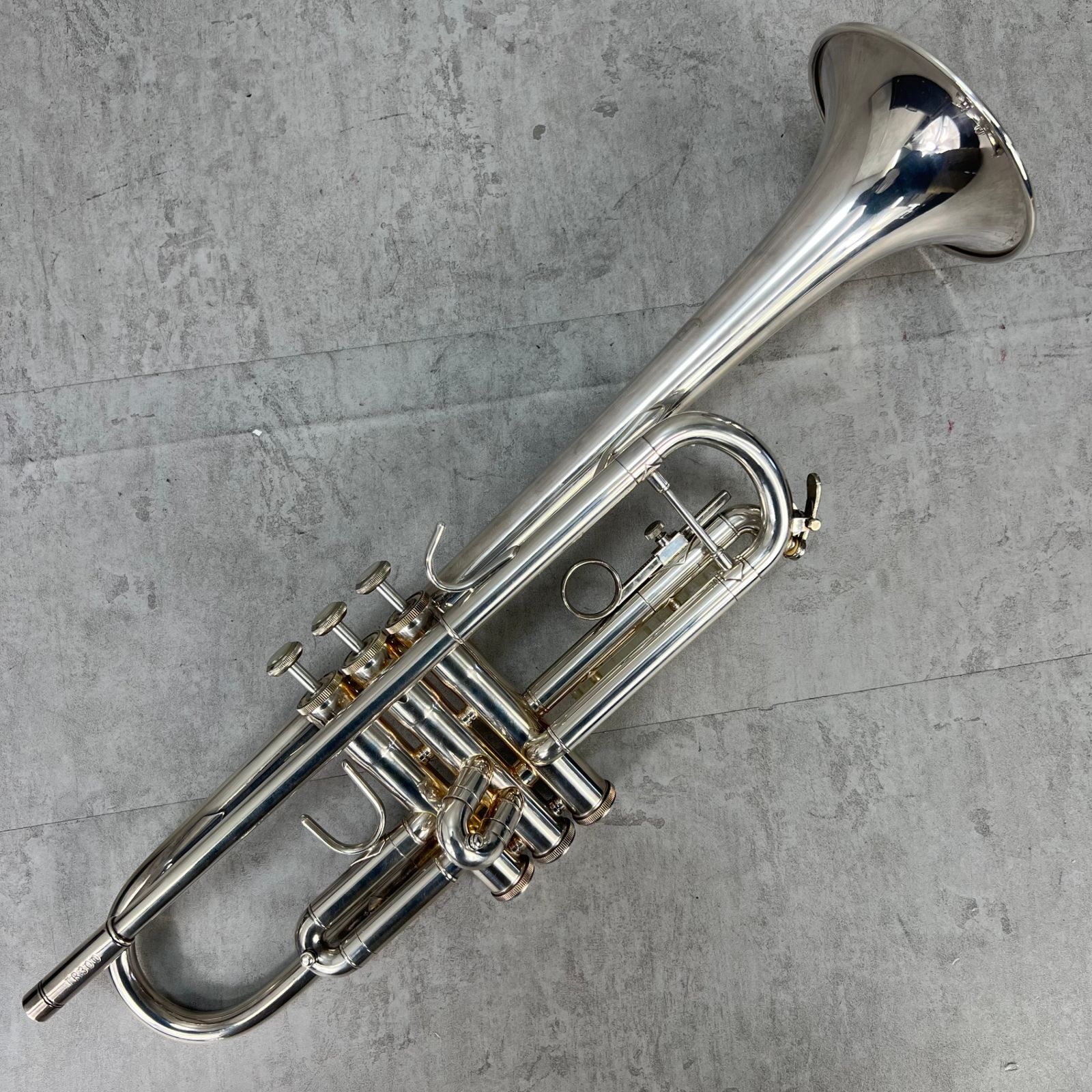 ビンセントバック TR300SP B♭トランペット イエローブラス 銀メッキ