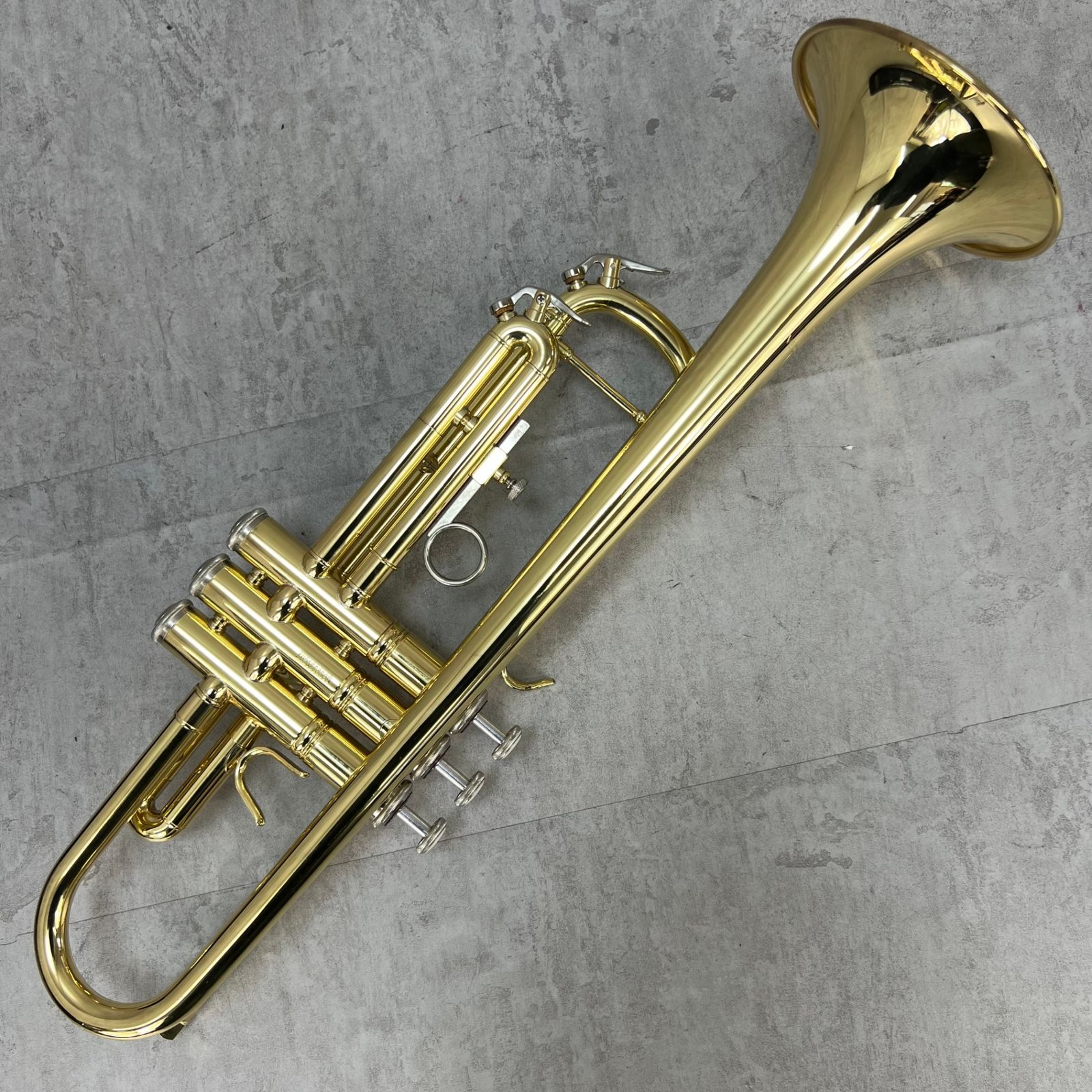 ビンセントバック B♭トランペット ARISTOCRAT TR600 イエローブラス