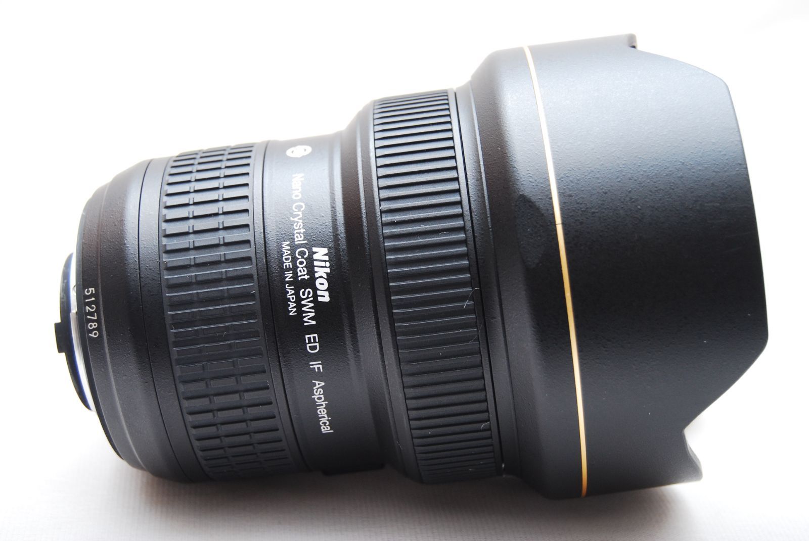 Nikon 超広角ズームレンズ