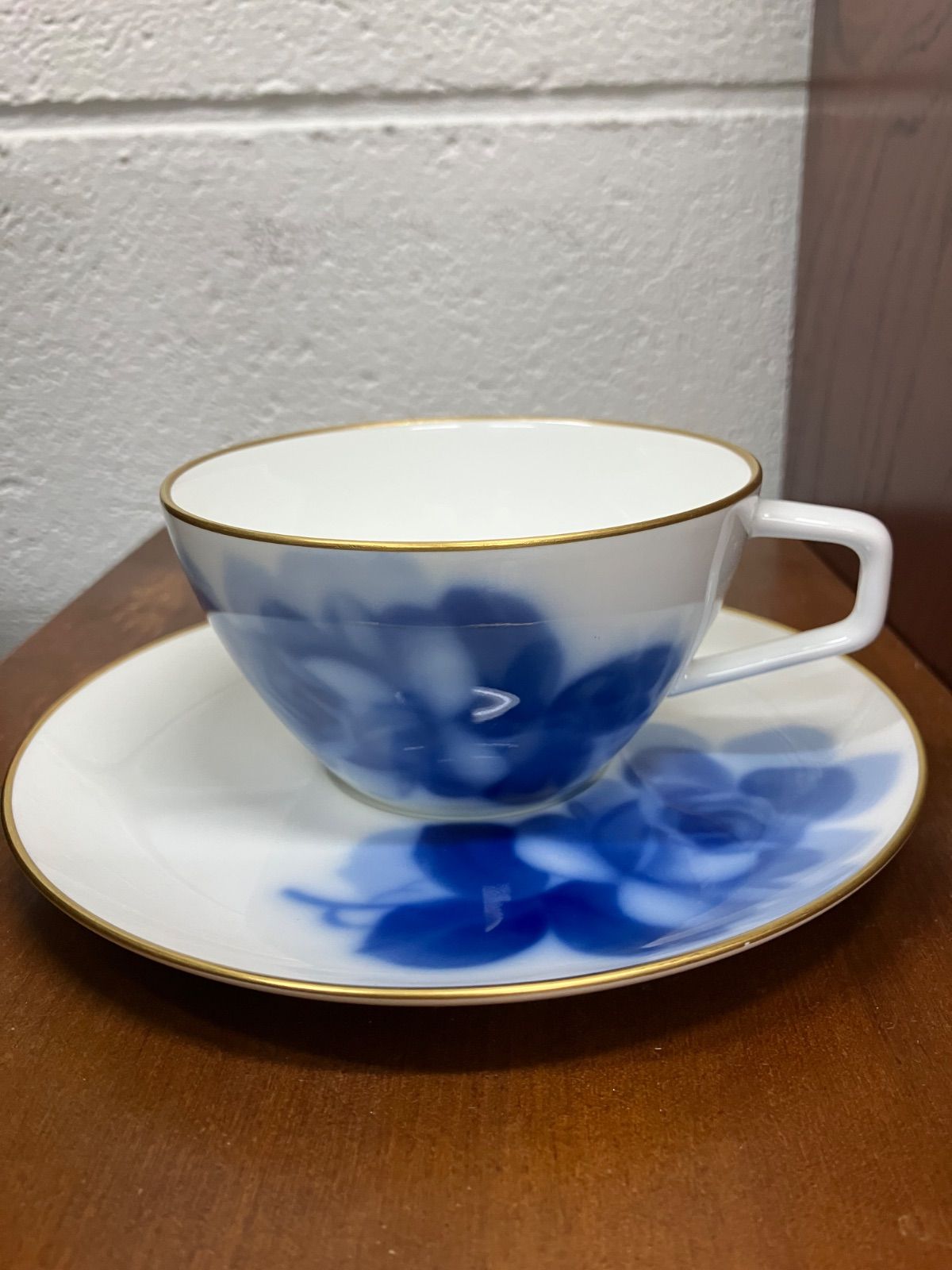 ティーカップ＆ソーサー
