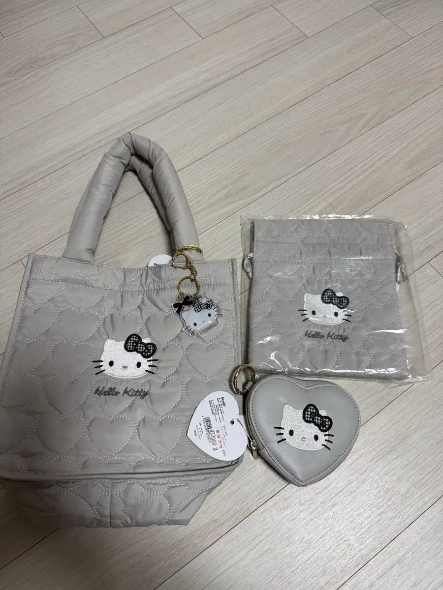 ハローキティ ウール モノトーン セット