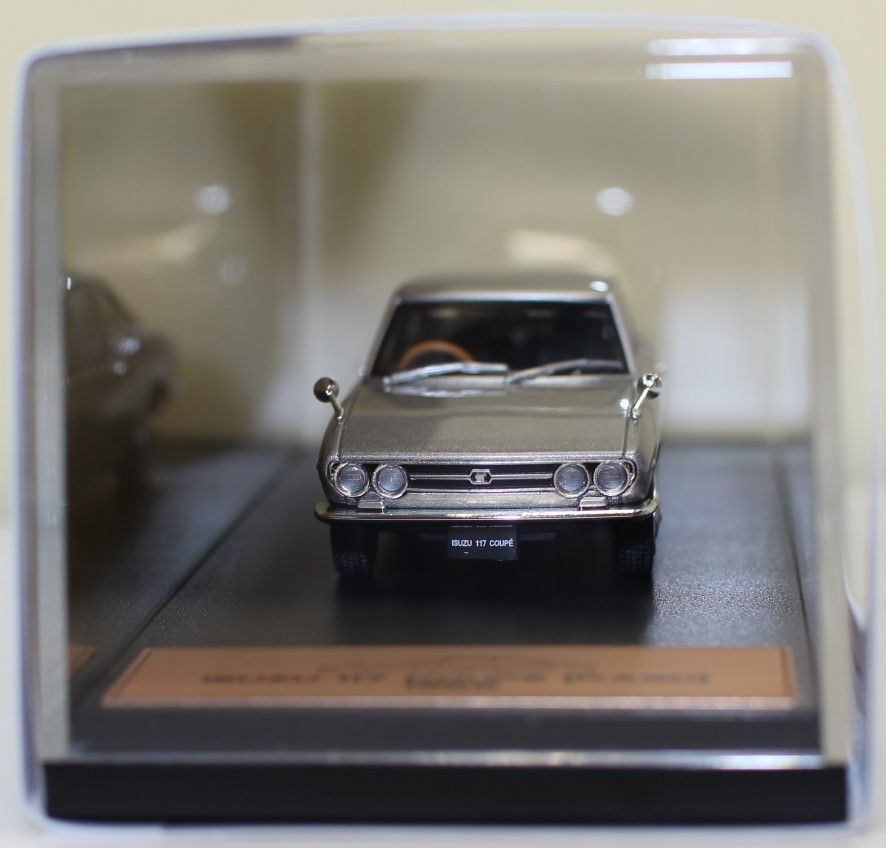 USED 1/43 国産名車プレミアムコレクション いすゞ 117 クーペ 1968