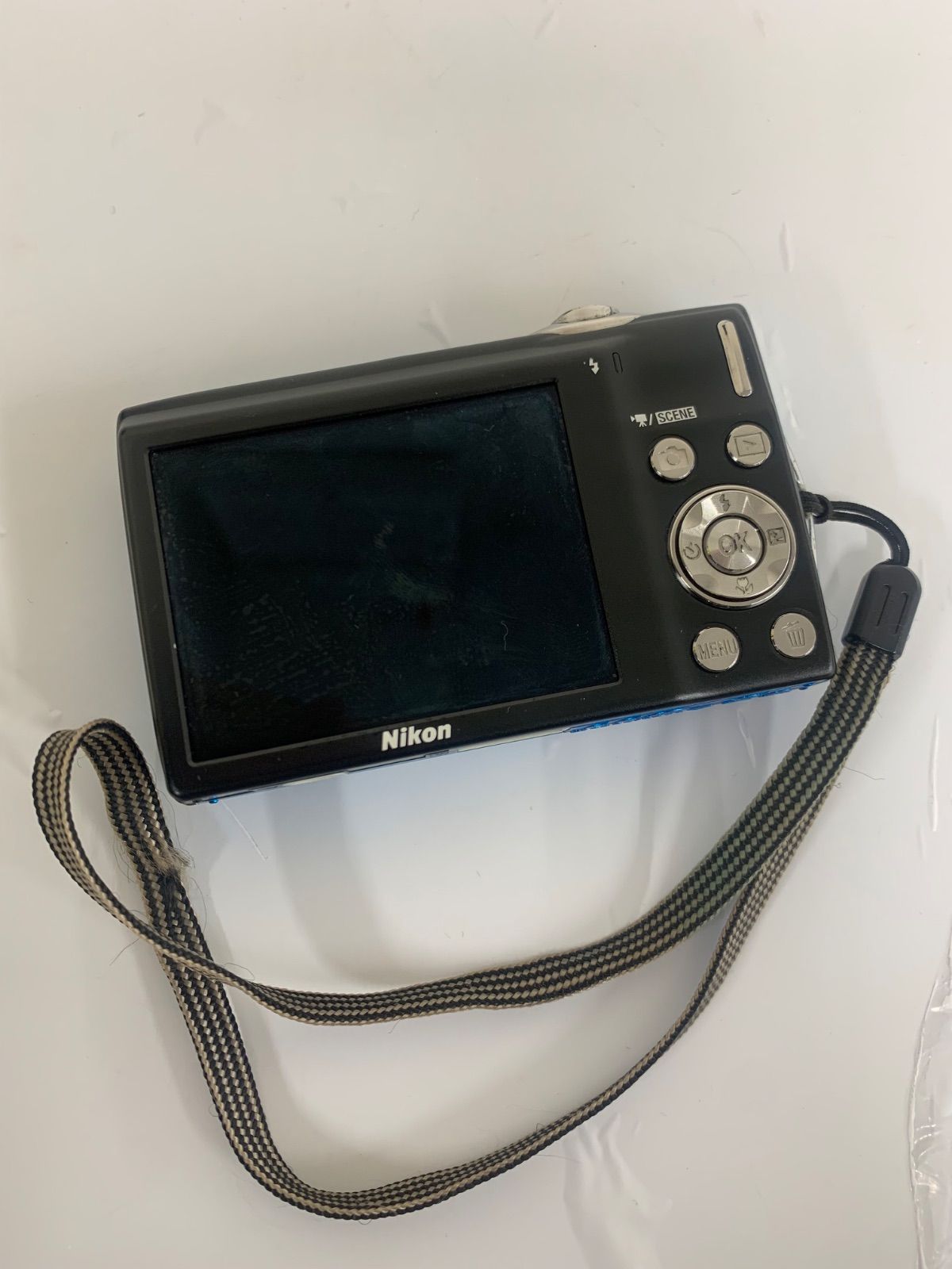 Nikon Coolpix S3000 動作確認済み　確認事項あり 3【通電動作未確認】ニコン Nikon COOLPIX S3000 デジカメ【カメラ