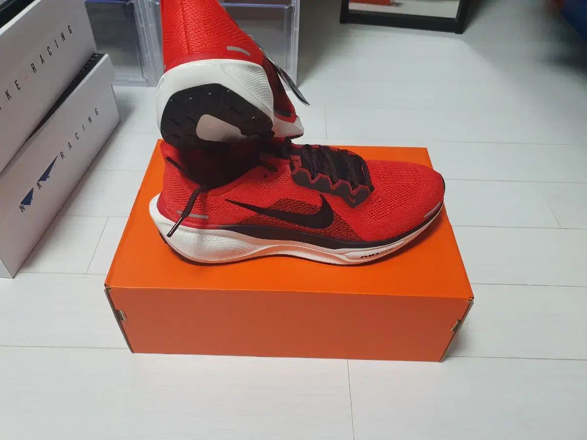 ナイキ ペガサス 41 レッド 265 m ランニングシューズ