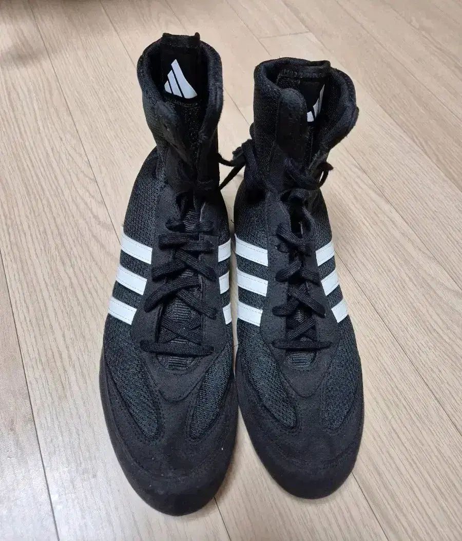 アディダス ホッグ2 0 ボクシング シューズ 255 - メルカリ