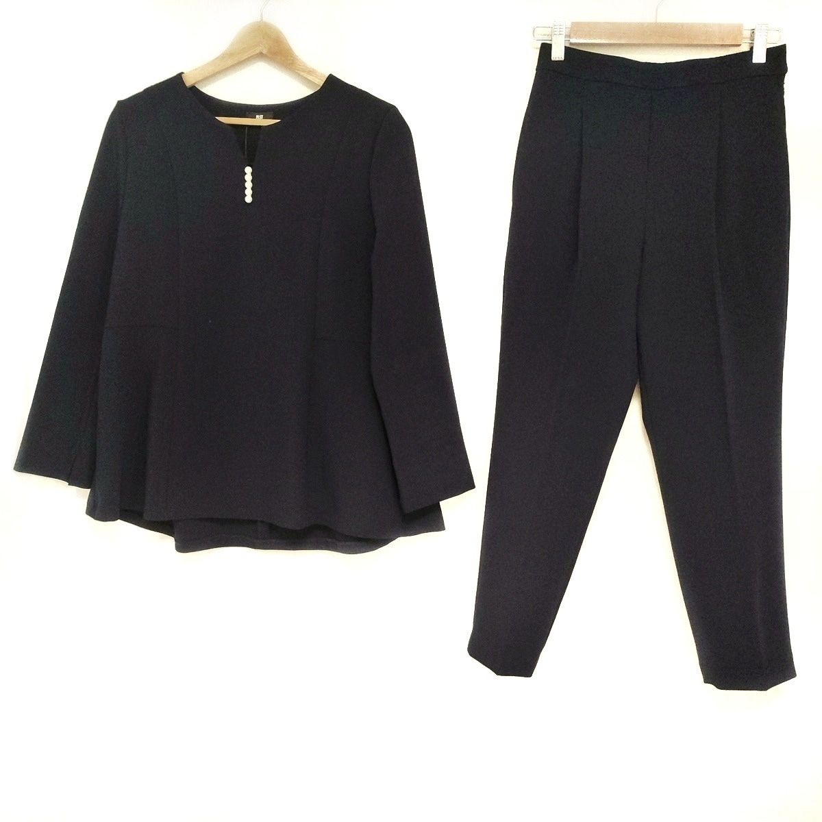 PLS T PLST プラステ レディースパンツセットアップ レディース ダークネイビー パール ウエストゴム