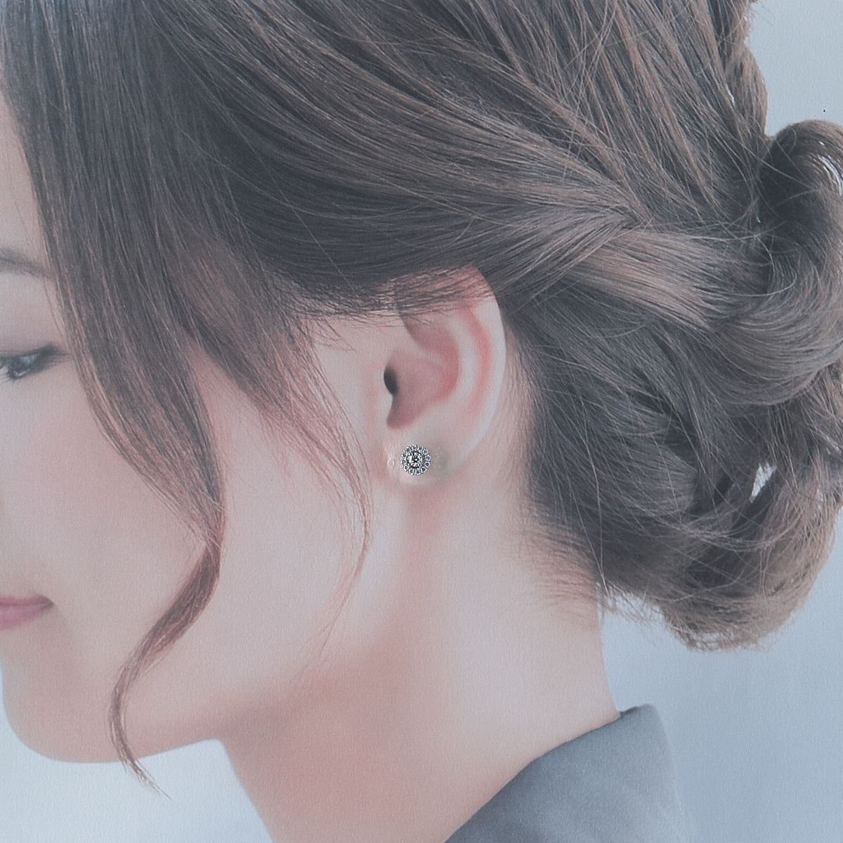 フォーエバーマーク ダイヤ ピアス センターオブマイユニバース 中石