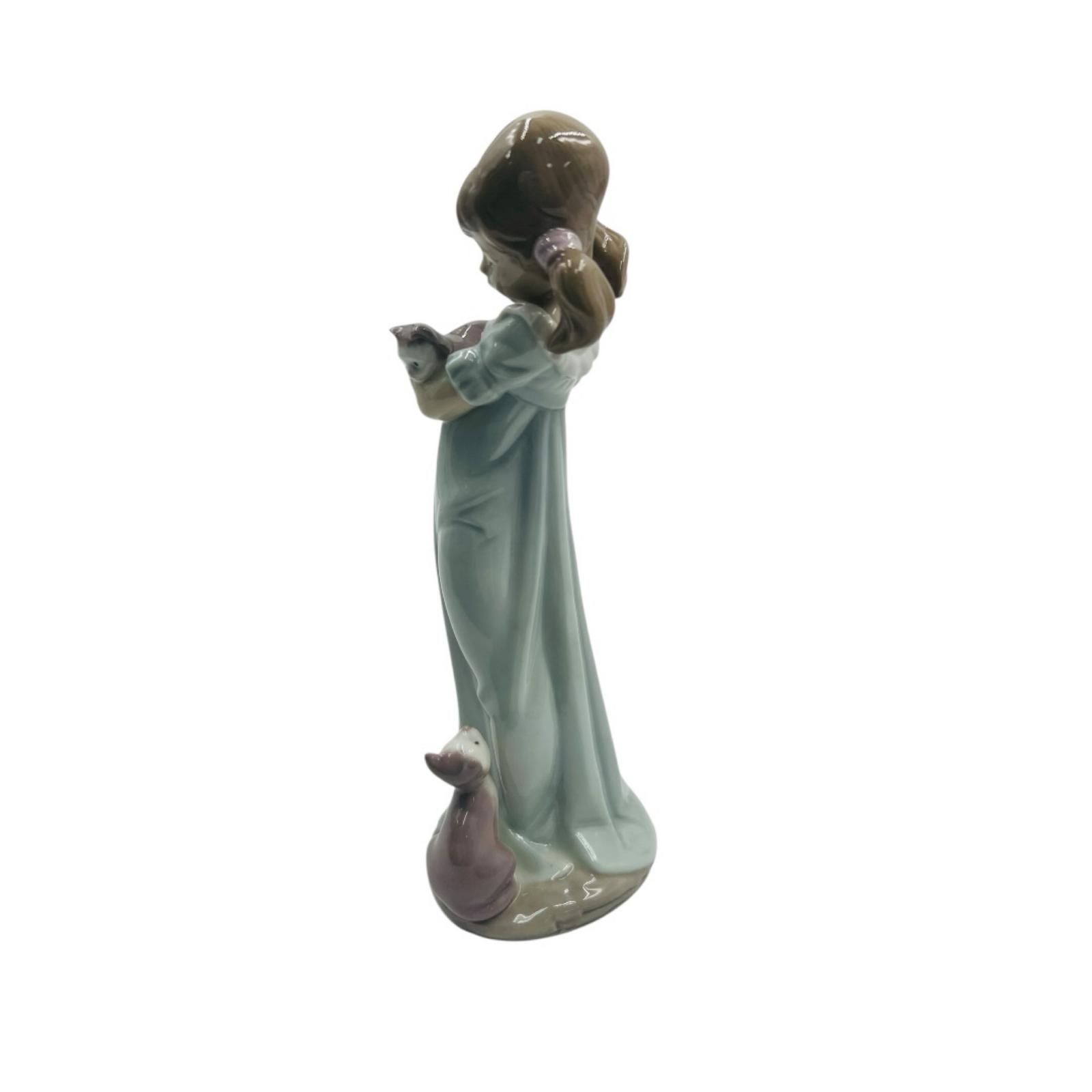 LLADRO リヤドロ 5743 私のことも忘れないで 女の子 猫 - メルカリ