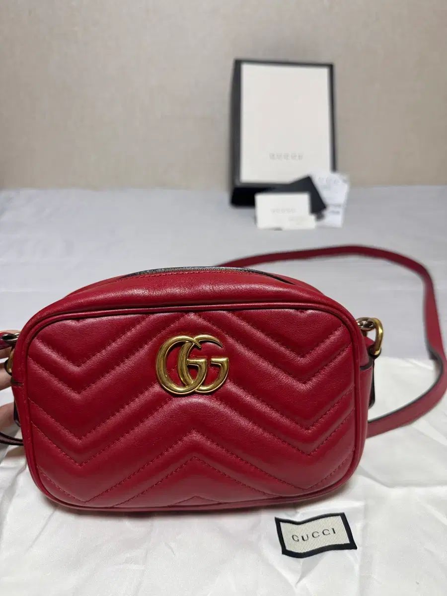 グッチ マーモント マトラッセ ミニ クロスバック