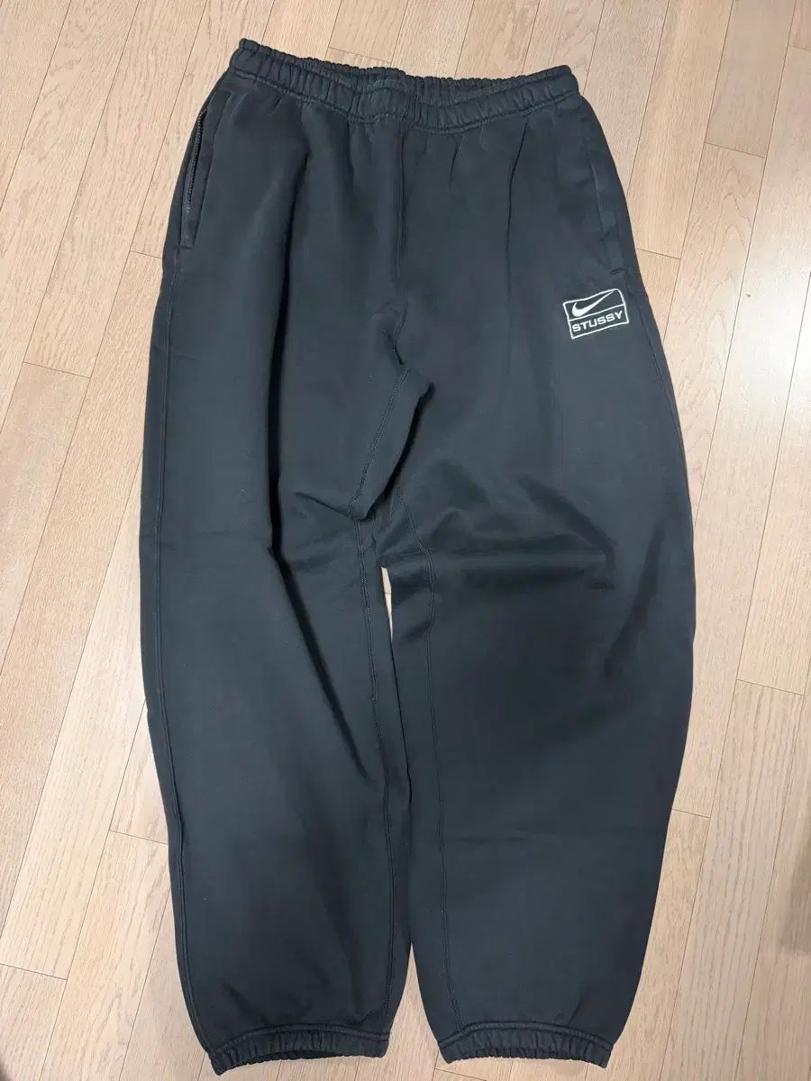L NIKE STUSSY NRG フリースパンツ ブラック DO 5296 010