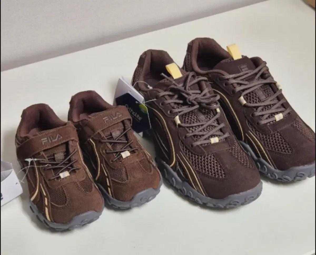 130 FILA フィラ シャ チョコ 商品