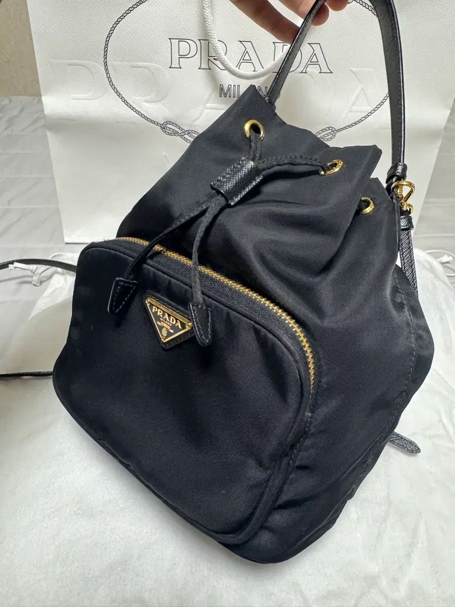 PRADA バケットバッグ