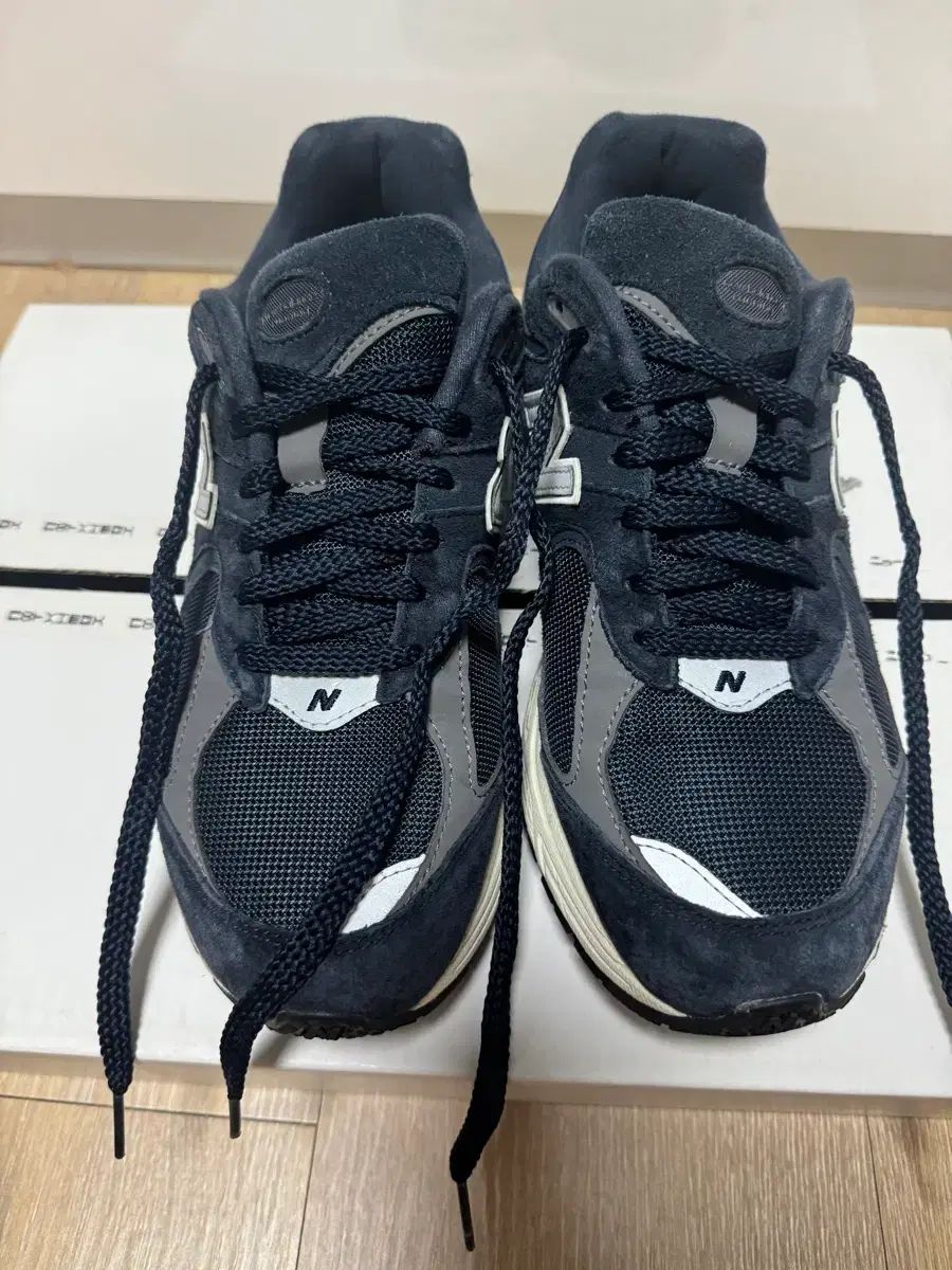 ニュー ンス 2002 ネイビー