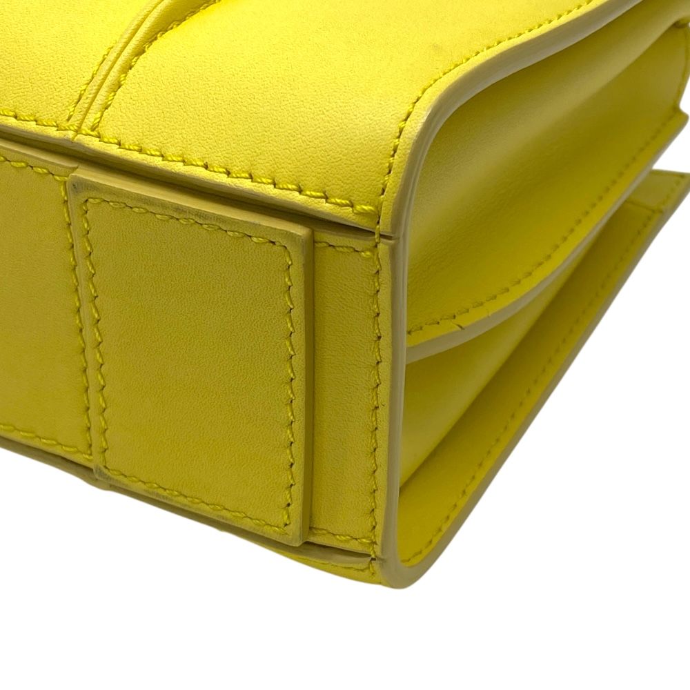 ホイットニー クロスボディバッグ