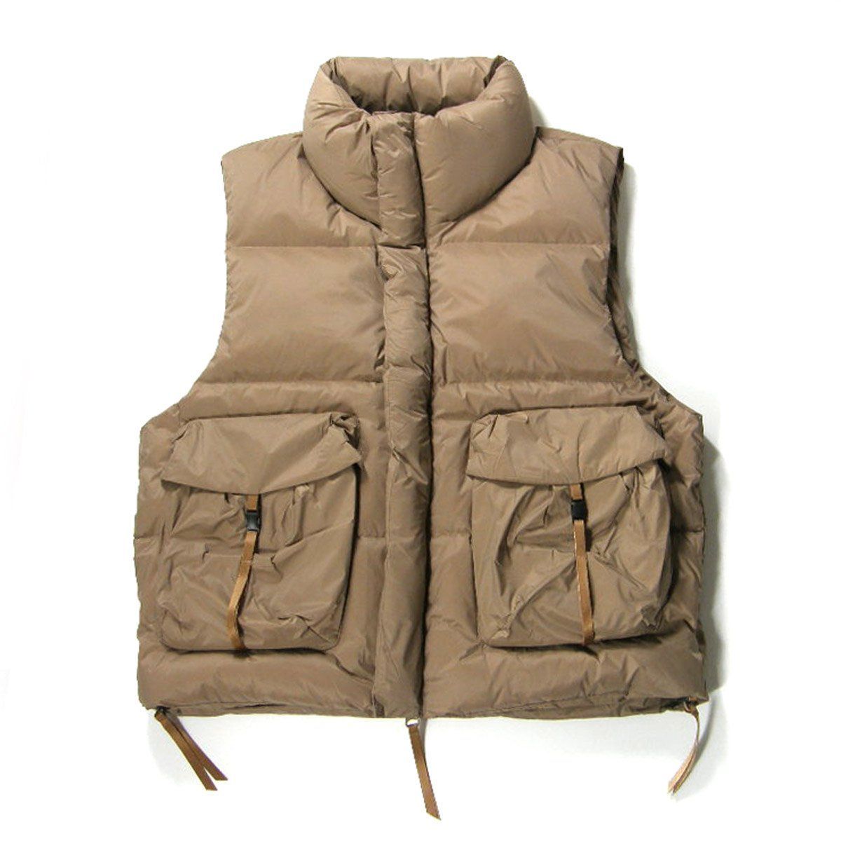 ダウンベスト ボリュームネック