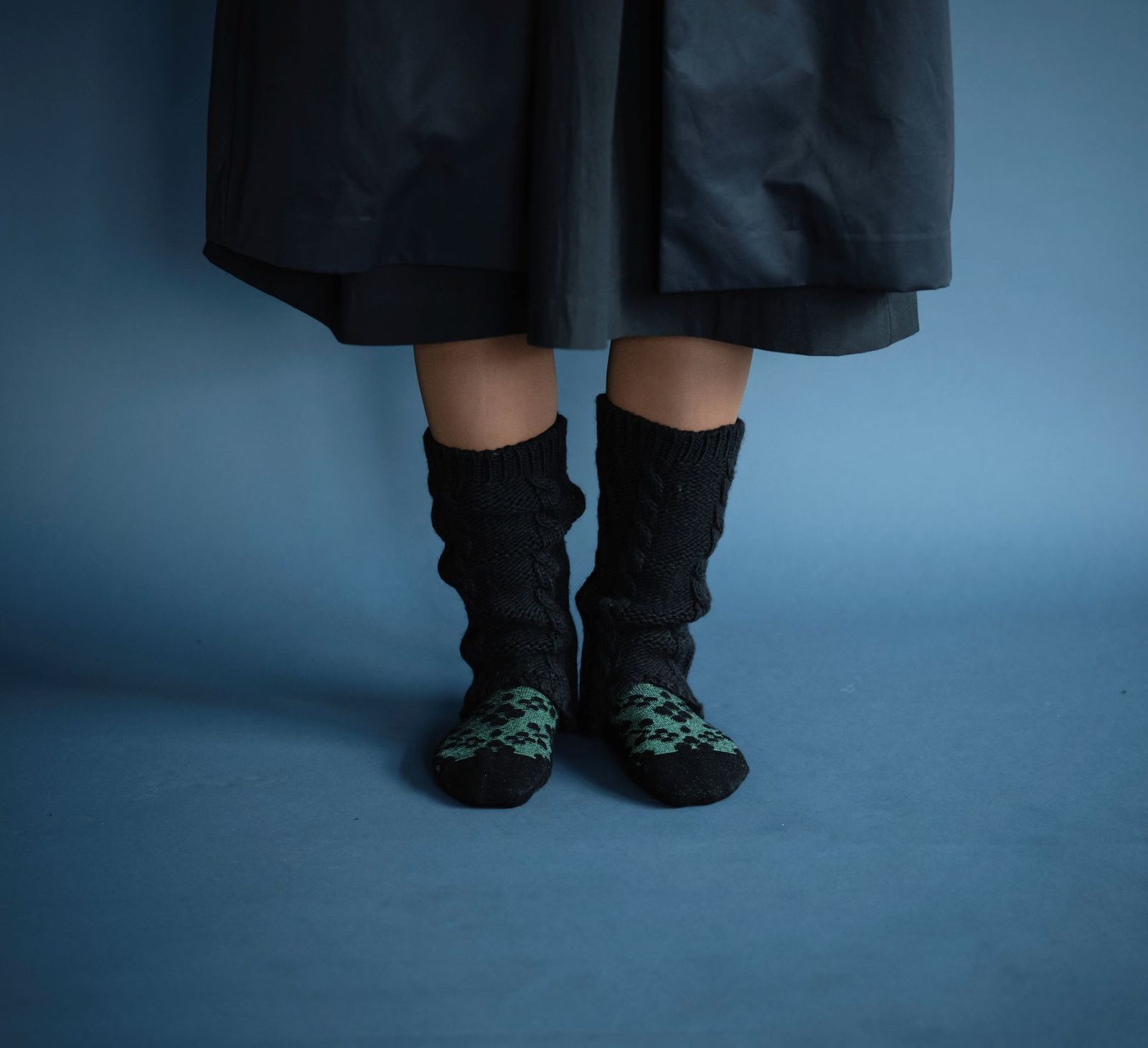  フレンチブル レッグウォーマー レディース ウール ブランド 国産 おしゃれ あたたかい かわいい シンプル 冬 防寒 温活 冷え対策 ケーブル編み コピーヌレッグウォーマー プレゼント French Bull 18 02222 Fr 045 その他 レッグウェア