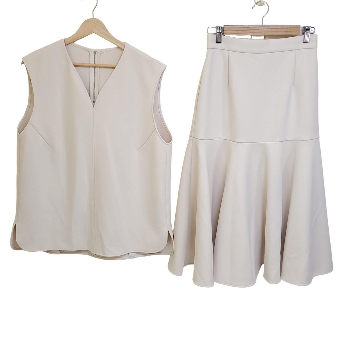 ADORE アドーア スカートセットアップ レディース ベージュ