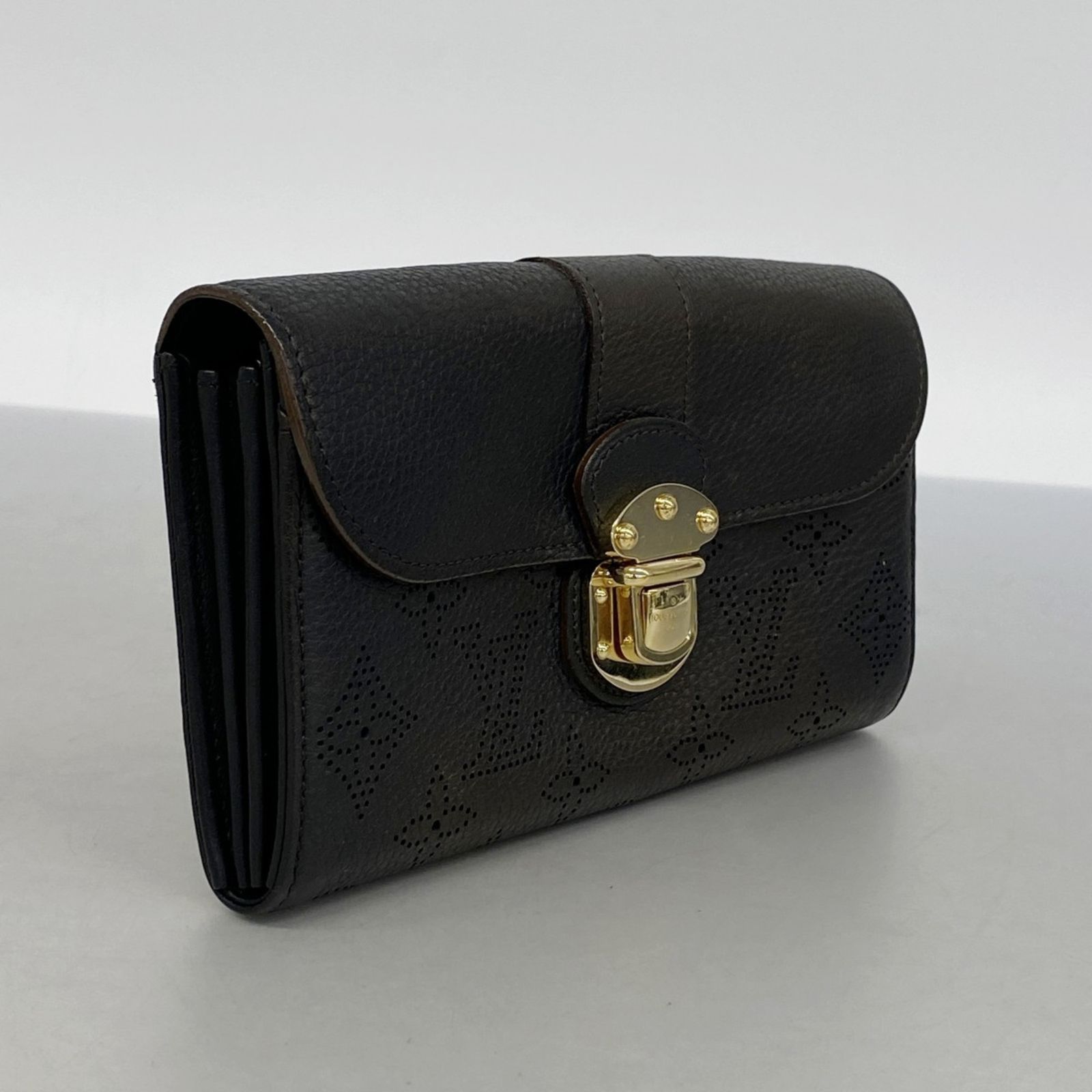 ルイ・ヴィトン(Louis Vuitton) ルイ・ヴィトン 長財布 マヒナ