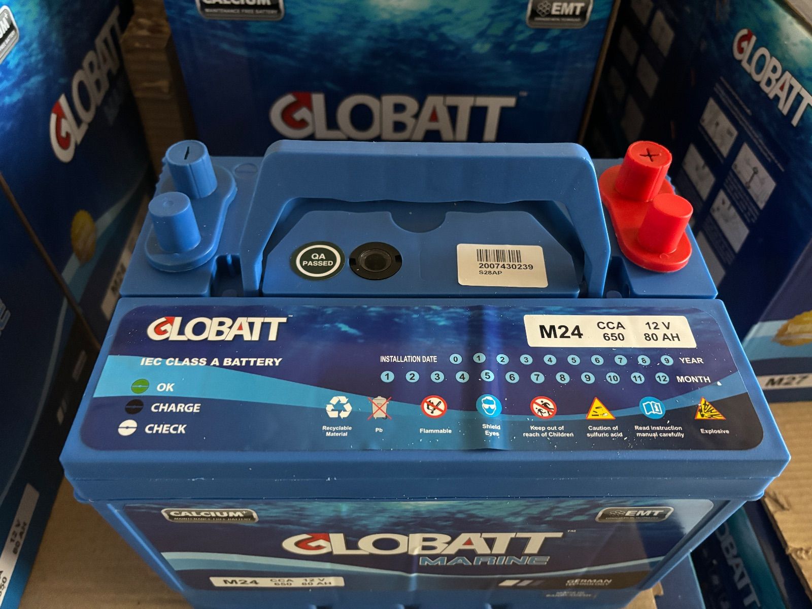 ディープサイクルバッテリー グロバットM24 80AH マリンバッテリー